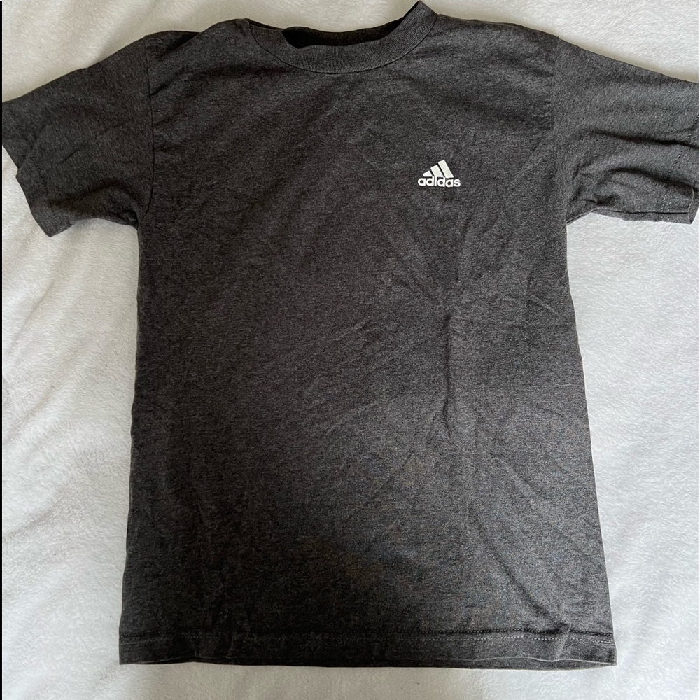 Sm adidas T shirt